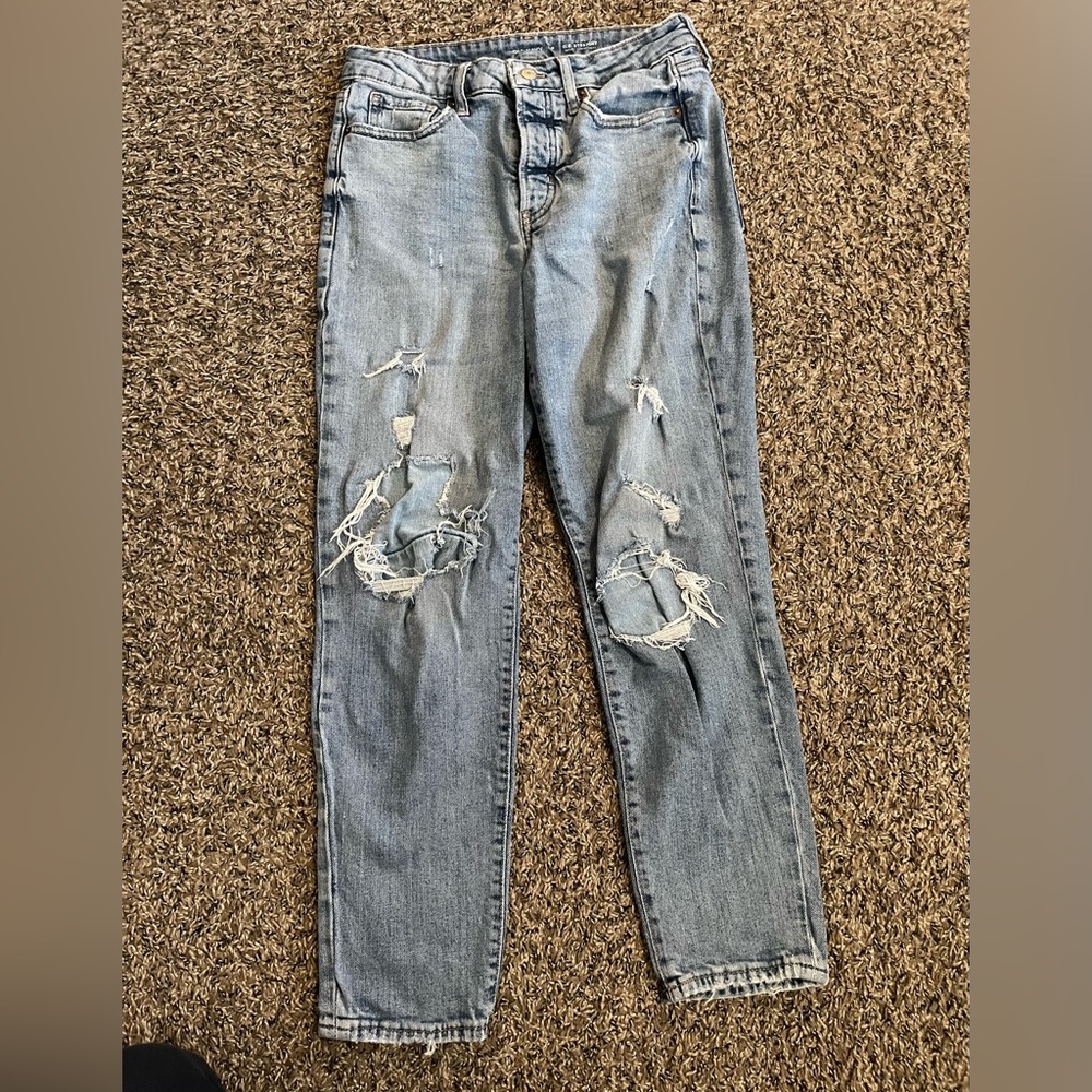 Straight Jeans (faux-ripped)